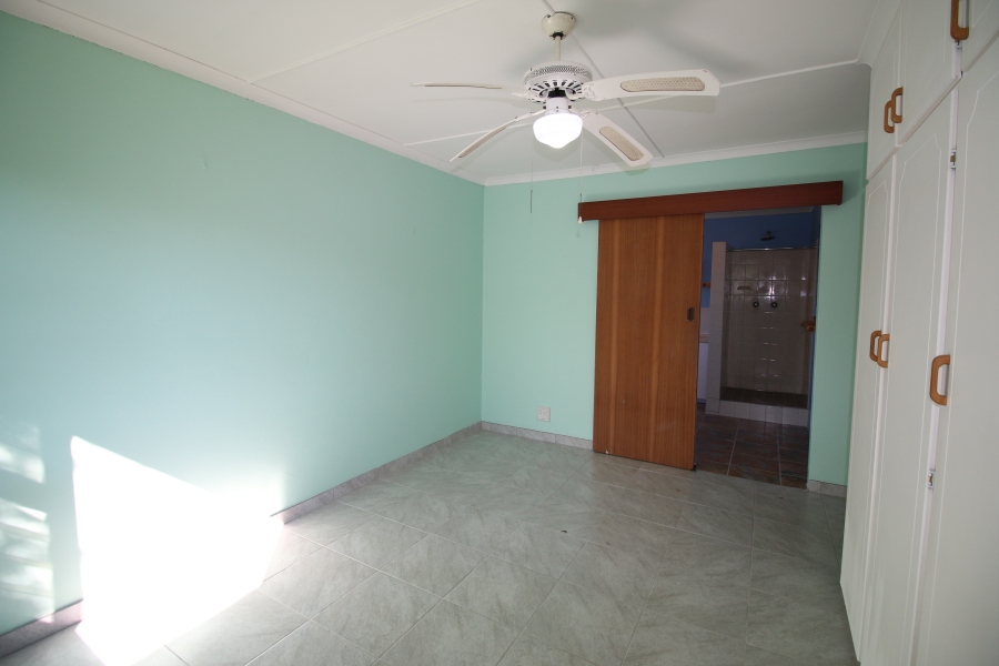1 Bedroom Property for Sale in Beacon Bay Eastern Cape